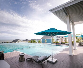 novaworld resort and villas