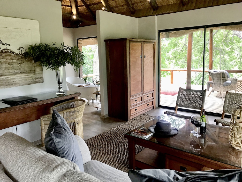 karongwe portfolio kuname lodge