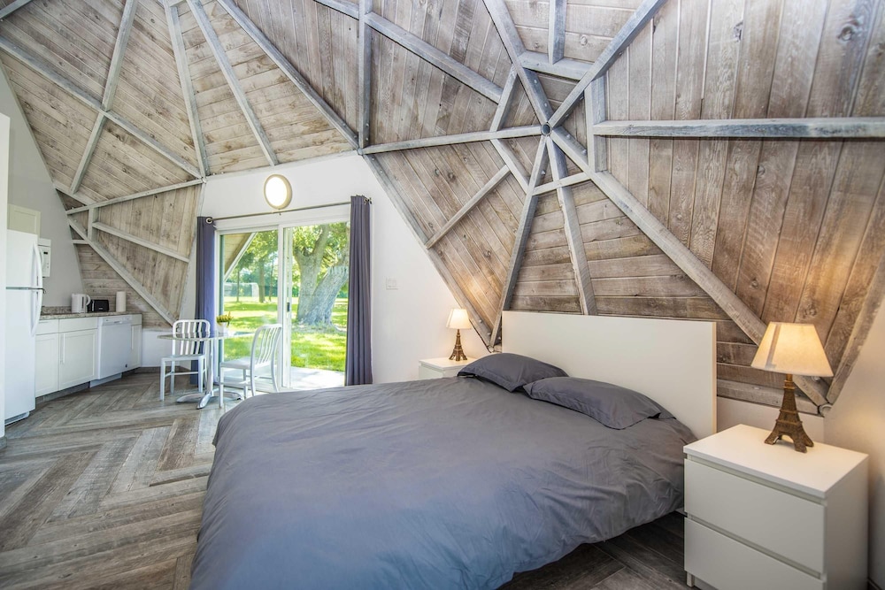 studio 01 lake sumner