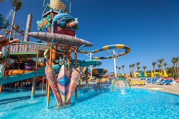 blend club aqua resort