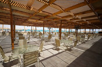blend club aqua resort