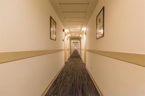 jinjiang inn wuxi nanchang street sanyang plaza metro station