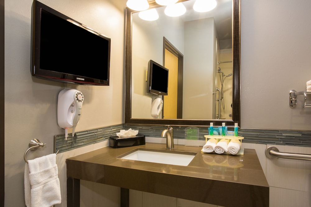 holiday inn express and suites amarillo west by ihg