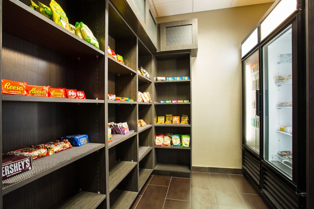 holiday inn express and suites amarillo west by ihg