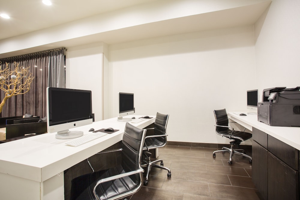 holiday inn express and suites amarillo west by ihg