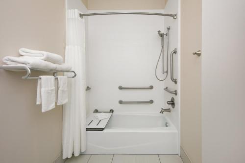 holiday inn express and suites amarillo west by ihg