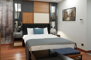 expoist hotel