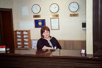 Zhuravli Park Hotel,Saratov>>Engels,3 star