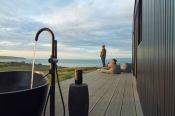 cabn kangaroo island ocean view private off grid luxury accommodation