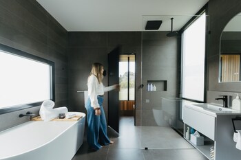 cabn kangaroo island ocean view private off grid luxury accommodation