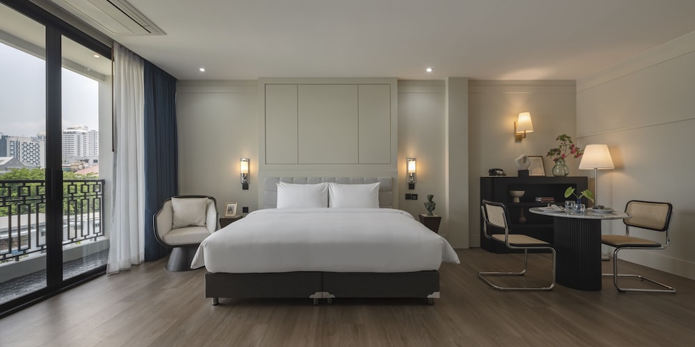 thomas bangkok hotel