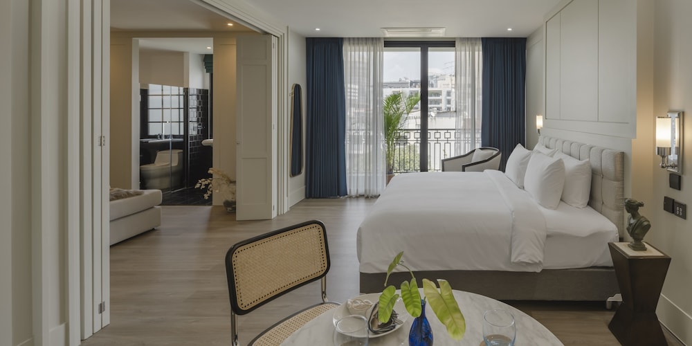 thomas bangkok hotel
