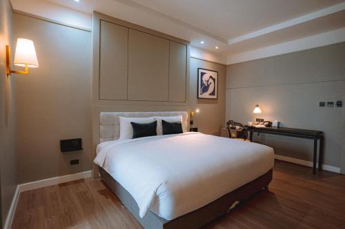 thomas bangkok hotel