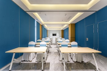 holiday inn express jurong xianlin an ihg hotel