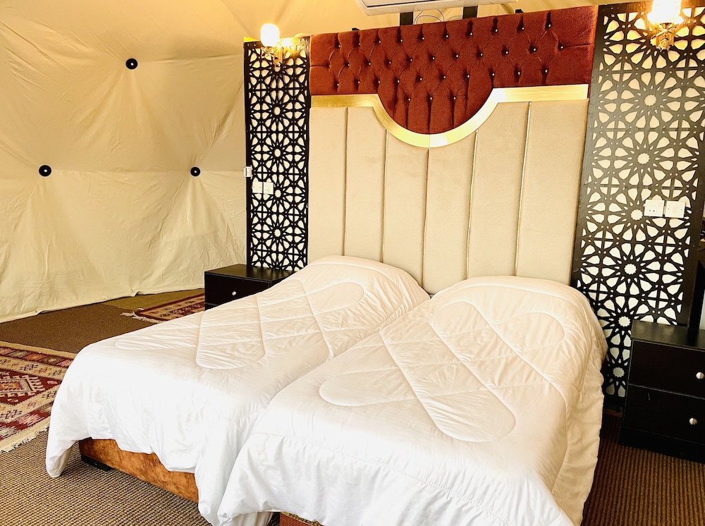 shaheen luxury camp