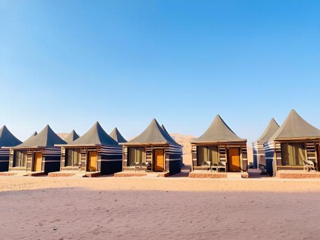 shaheen luxury camp