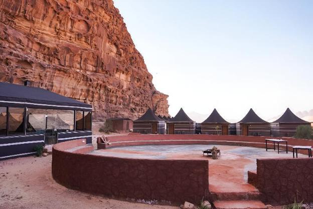 shaheen luxury camp