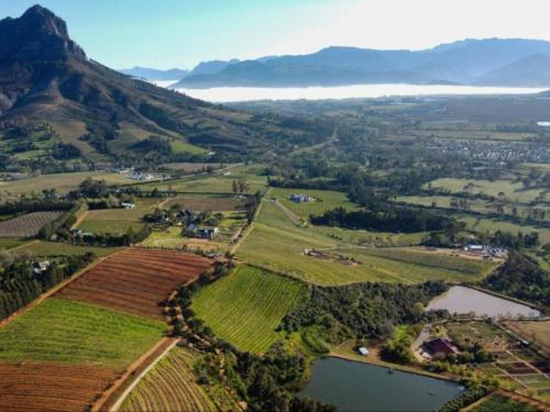 banhoek corner guesthouse