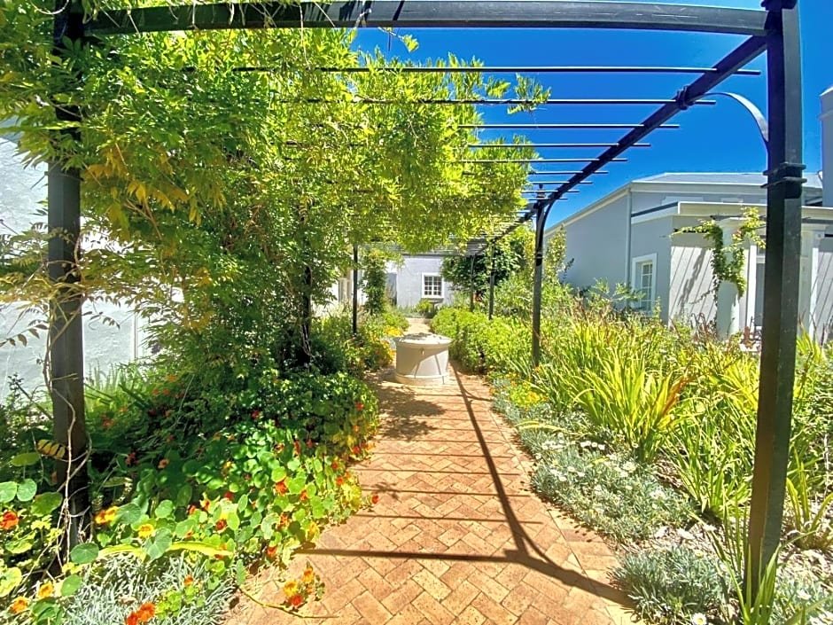 banhoek corner guesthouse