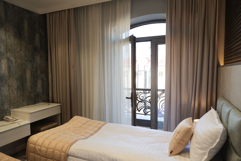 reikartz amar samarkand