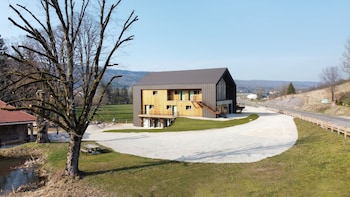 Hotel En Tilleul,Le Frasnois>>Clairvaux-Les-Lacs,0 star