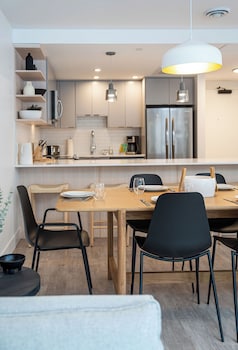 qs hideaway by revelstoke vacations