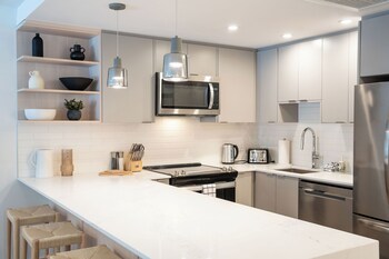 qs hideaway by revelstoke vacations