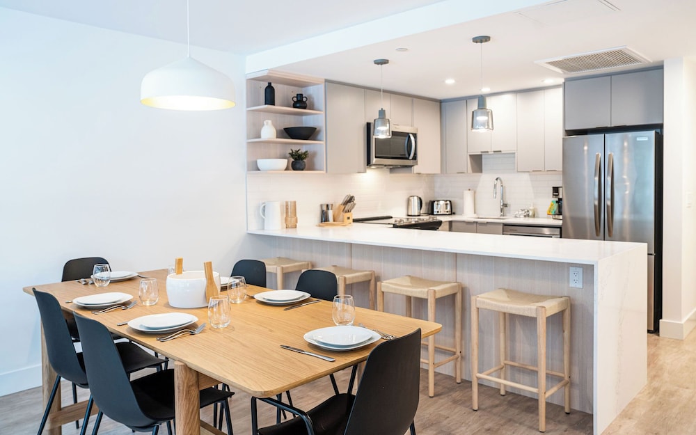 qs hideaway by revelstoke vacations