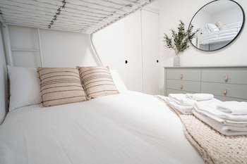 qs hideaway by revelstoke vacations