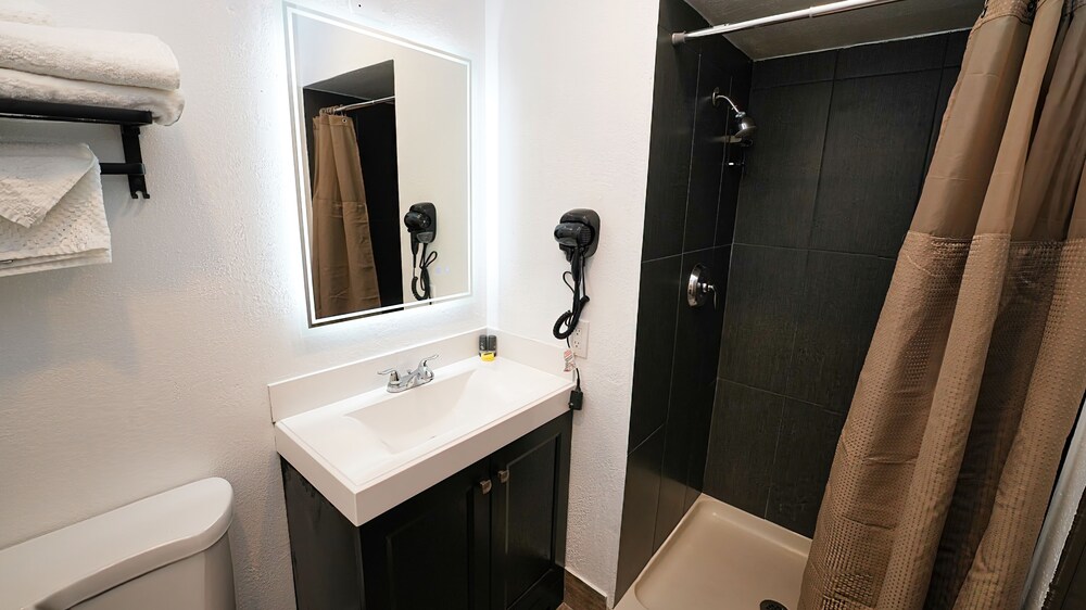 seaside inn and suites