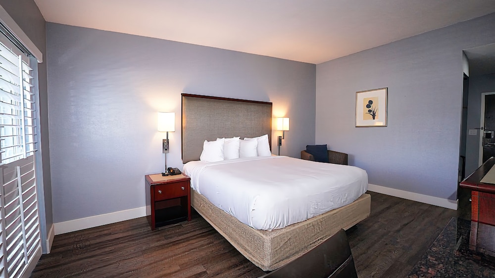 seaside inn and suites