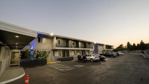 seaside inn and suites