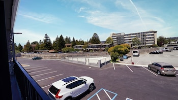 seaside inn and suites