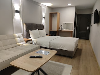 olen uskudar hotel