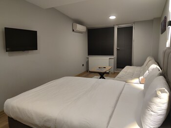 olen uskudar hotel