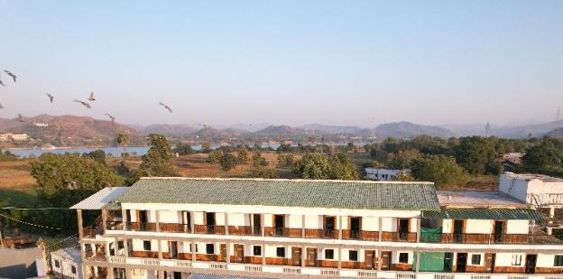 vasant vihar resort