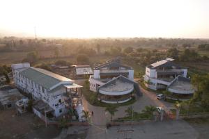vasant vihar resort