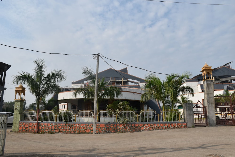 vasant vihar resort