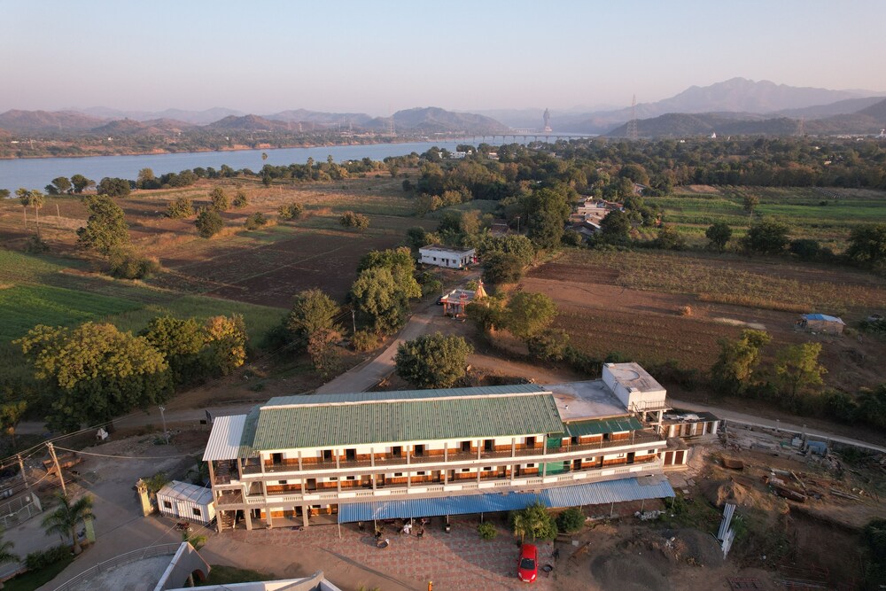 vasant vihar resort
