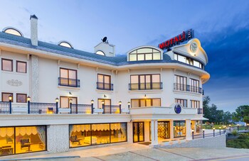 motali life hotel