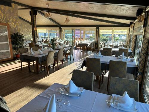 sultan hotel restaurant