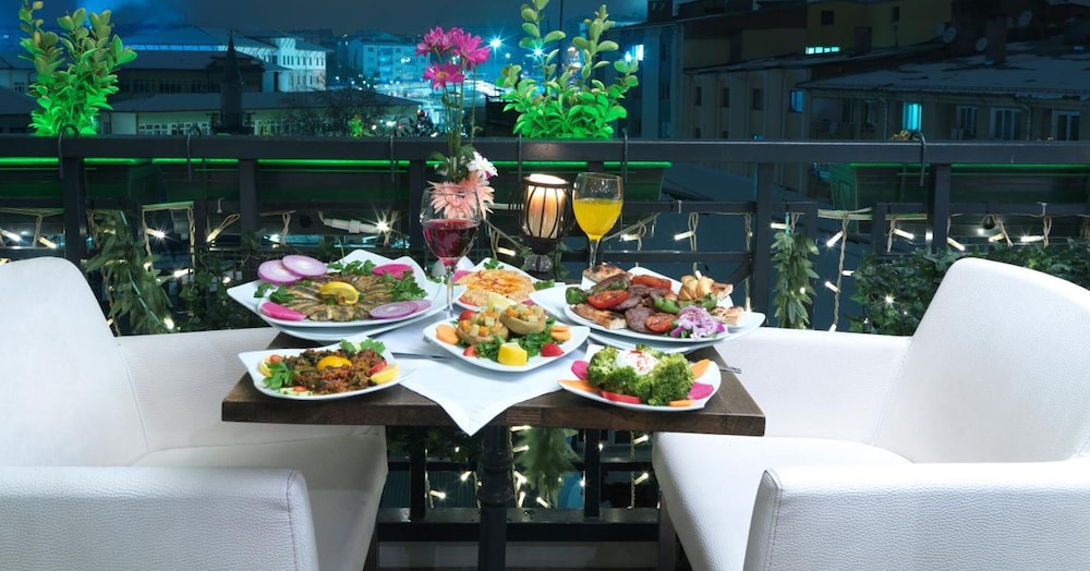 sultan hotel restaurant