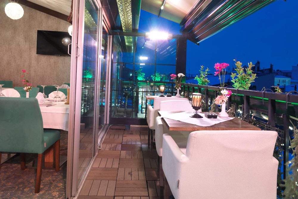 sultan hotel restaurant