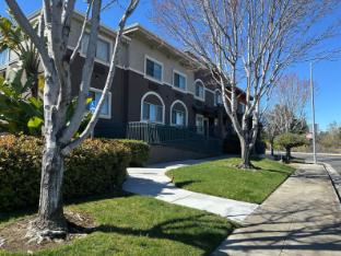 holiday inn express and suites mountain view