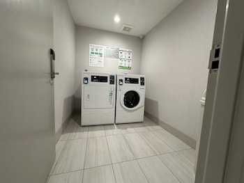 holiday inn express and suites mountain view