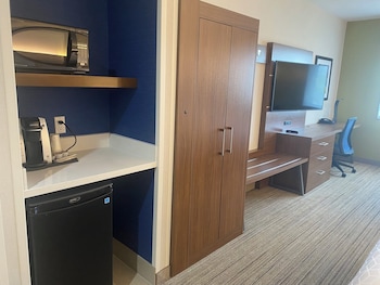 holiday inn express and suites mountain view