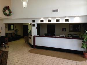 brentwood inn and suites