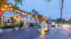 hoi an ancient house resort and spa