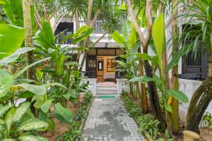 hoi an ancient house resort and spa