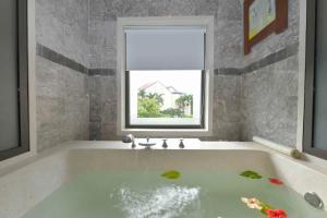 hoi an ancient house resort and spa